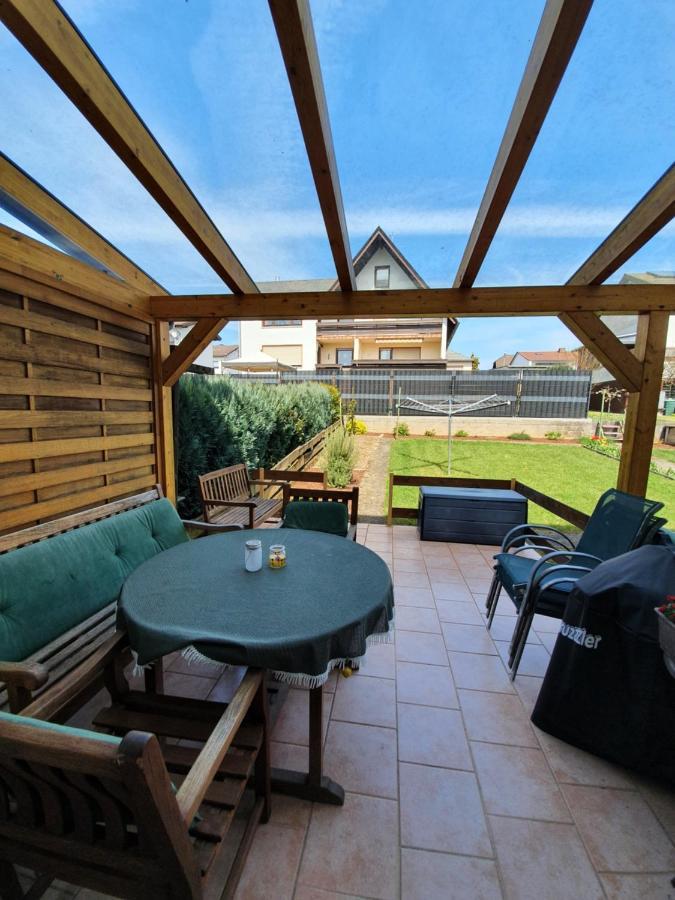 Ferienwohnung Woelbert Altendiez Exterior foto